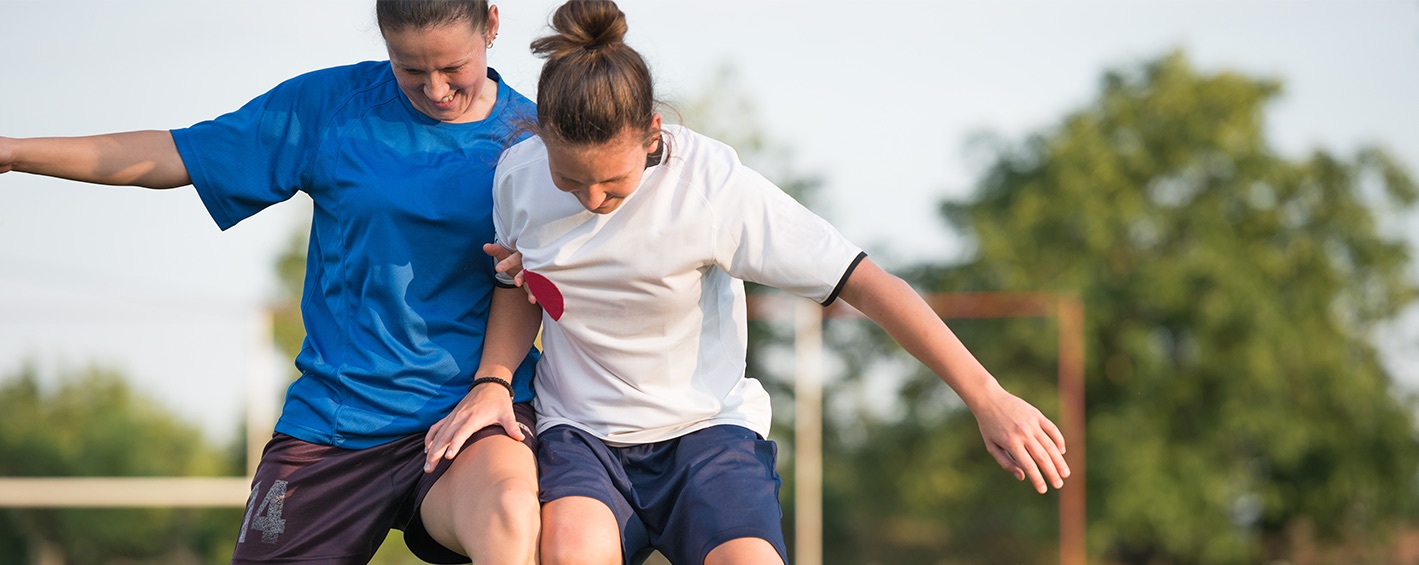 Girl_tackle_2_shutterstock_1478.jpeg