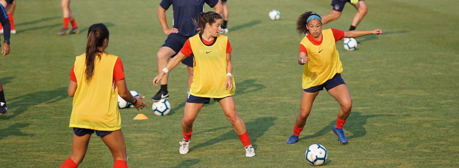 coaching-soccer-women-girls.jpg