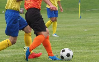 Play and Keep The Ball 