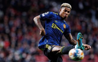 Marcus Rashford scores