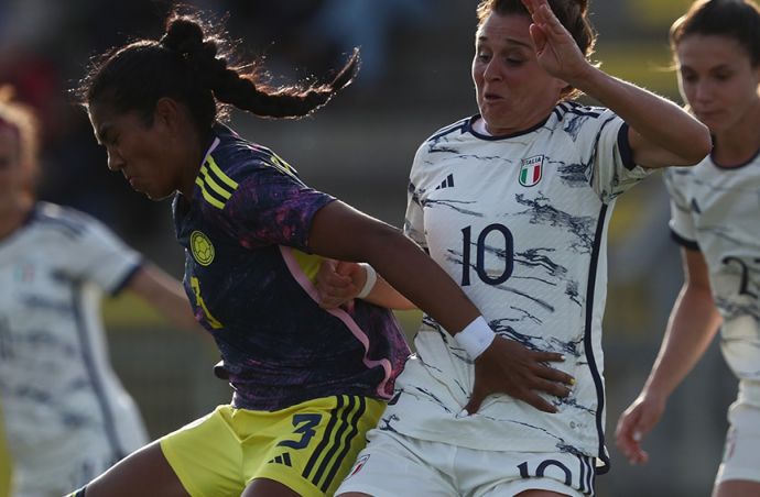 Check shoulders, look around, where are my options?