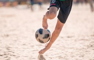 Players can use a rainbow kick to fool defenders