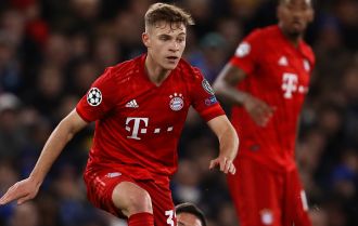 Position of a pivot is key to defence