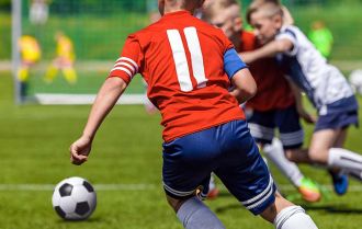 Attacking moves to score a goal