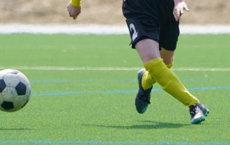 Players run onto through passes