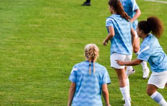 Improve players ball control and footwork