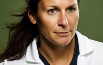 Sarah Winzar coaching girls soccer