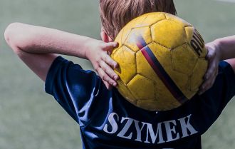 Players need options at throw-ins