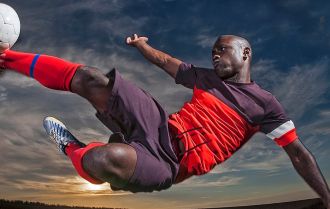 Playing with a lone striker requires creative through balls